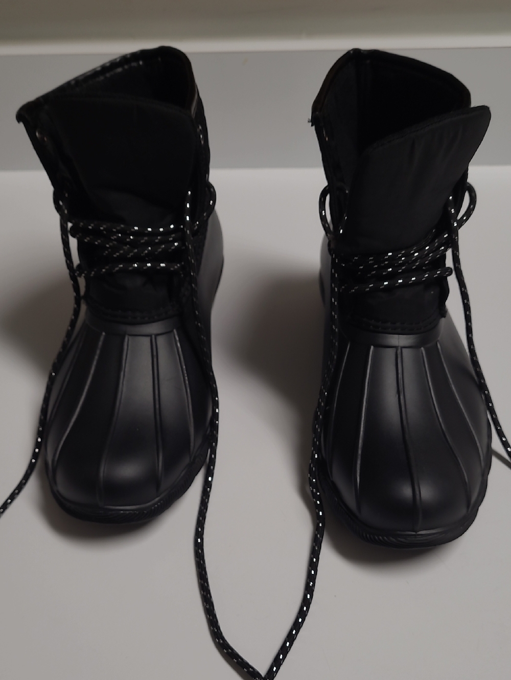 Alpine High-Top Lace-Up Black Duck Boot-Style Rain Boots - Size 8